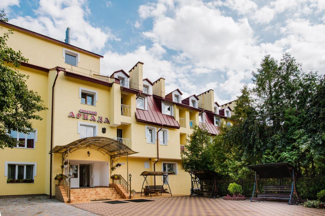 Hotel Arkada Sanatorium Truskawez Exterior foto